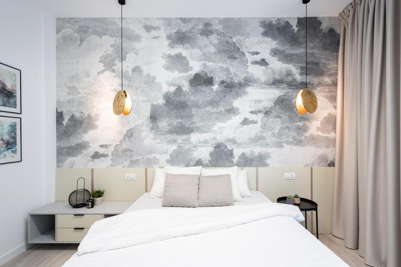 Four Bedroom Apartment, Old Town Bucureşti Ngoại thất bức ảnh